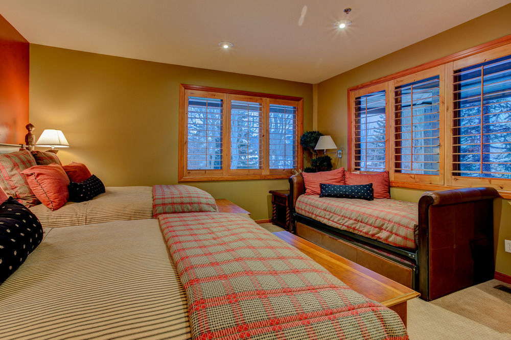 Twin Pines Condominium By Alpine Ski Properties Park City Buitenkant foto