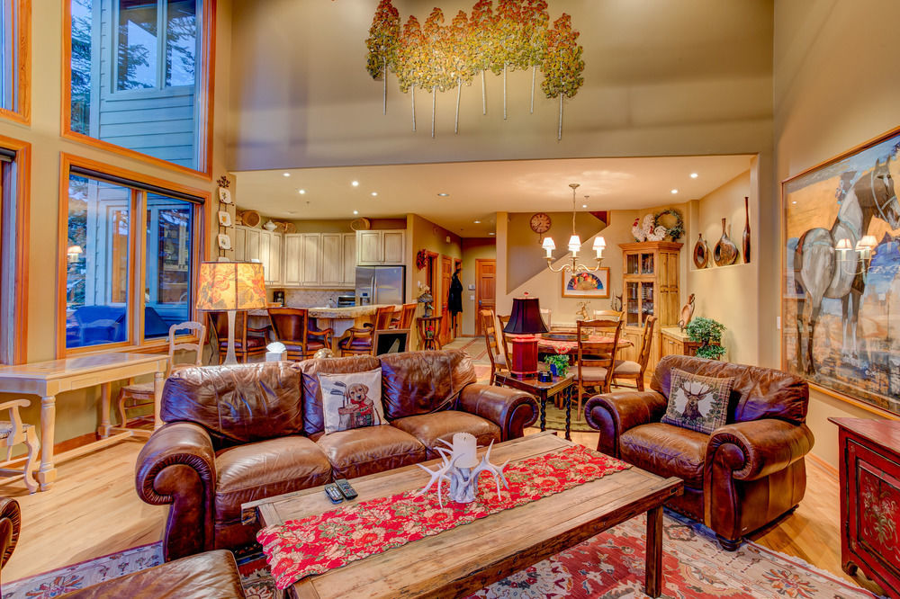 Twin Pines Condominium By Alpine Ski Properties Park City Buitenkant foto